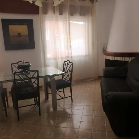 Agradable Casa Con Patio Y Terraza En El Centro Villa El Campello Exterior photo