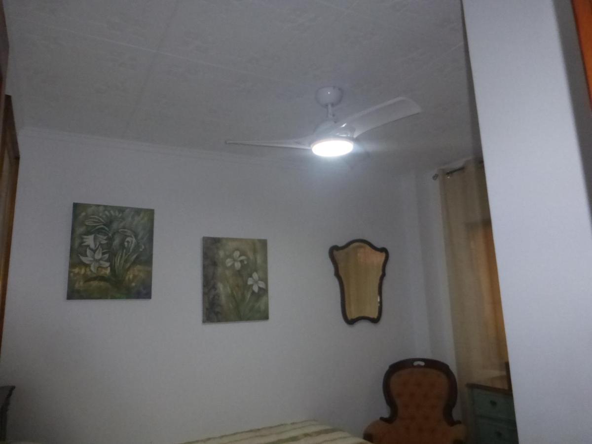 Agradable Casa Con Patio Y Terraza En El Centro