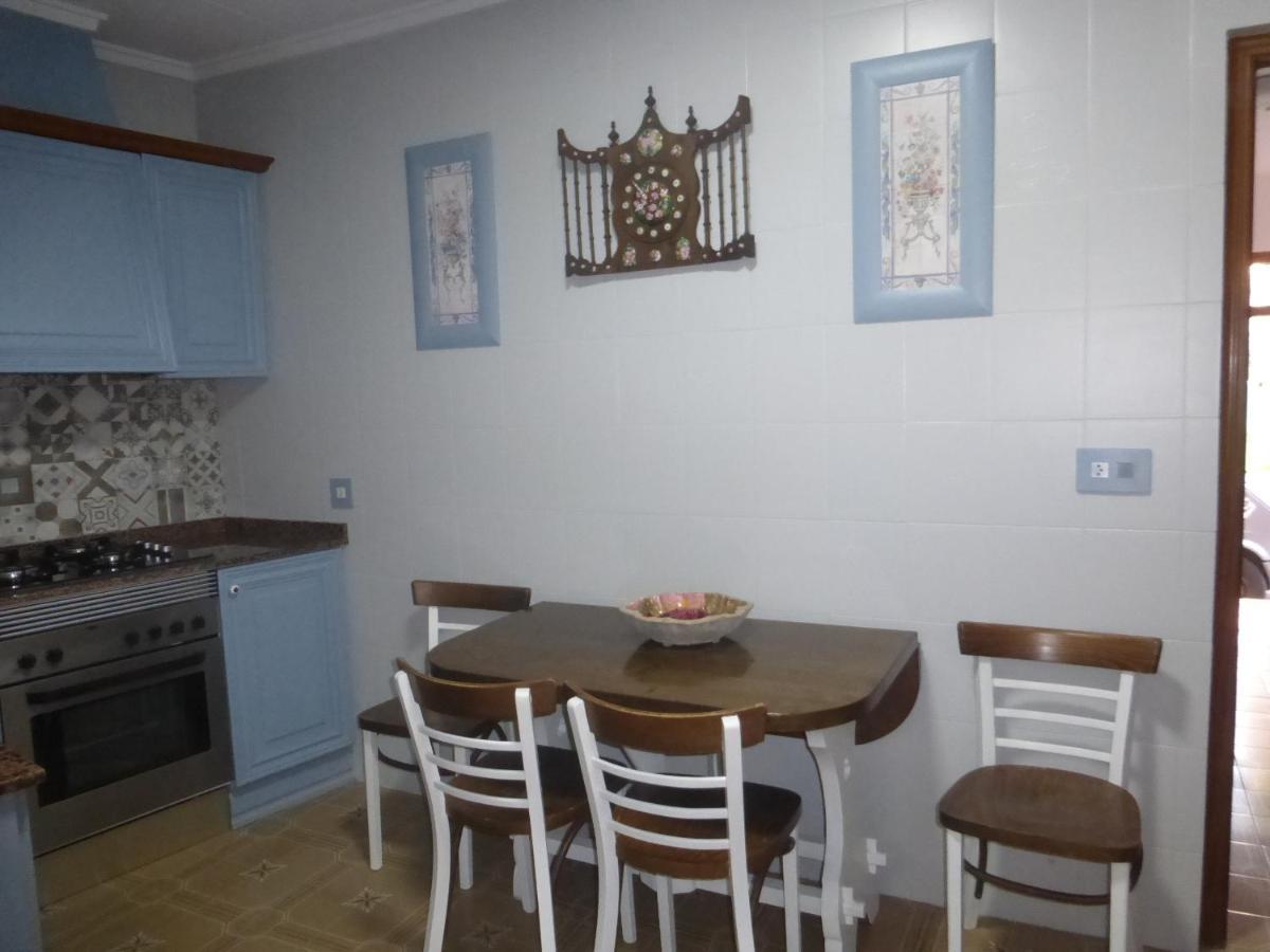 Agradable Casa Con Patio Y Terraza En El Centro Holiday home