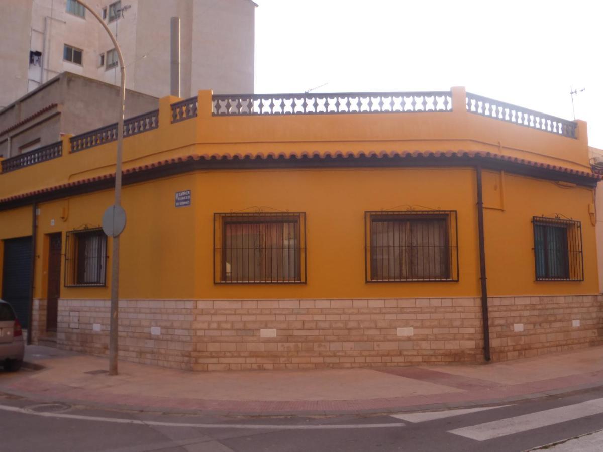 Agradable Casa Con Patio Y Terraza En El Centro Holiday home *