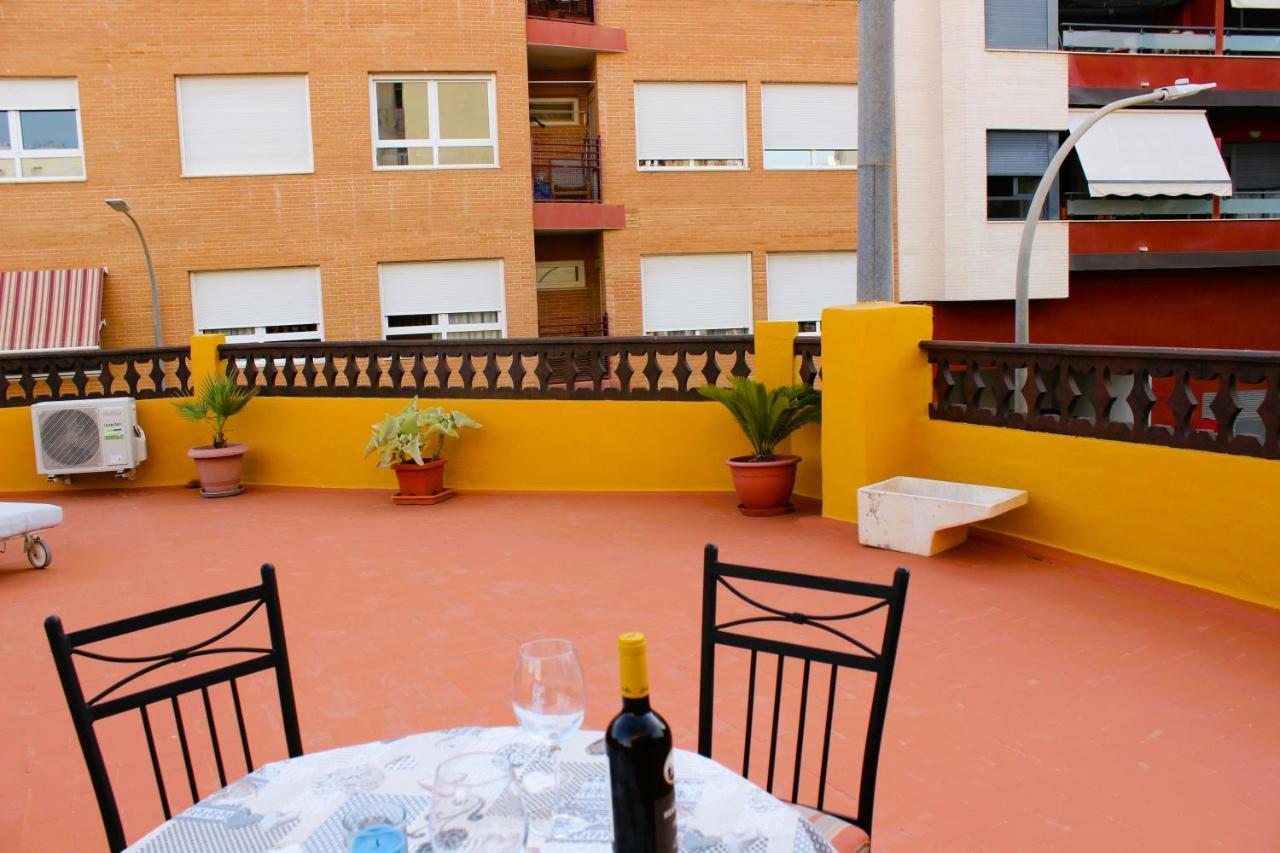 Holiday home Agradable Casa Con Patio Y Terraza En El Centro