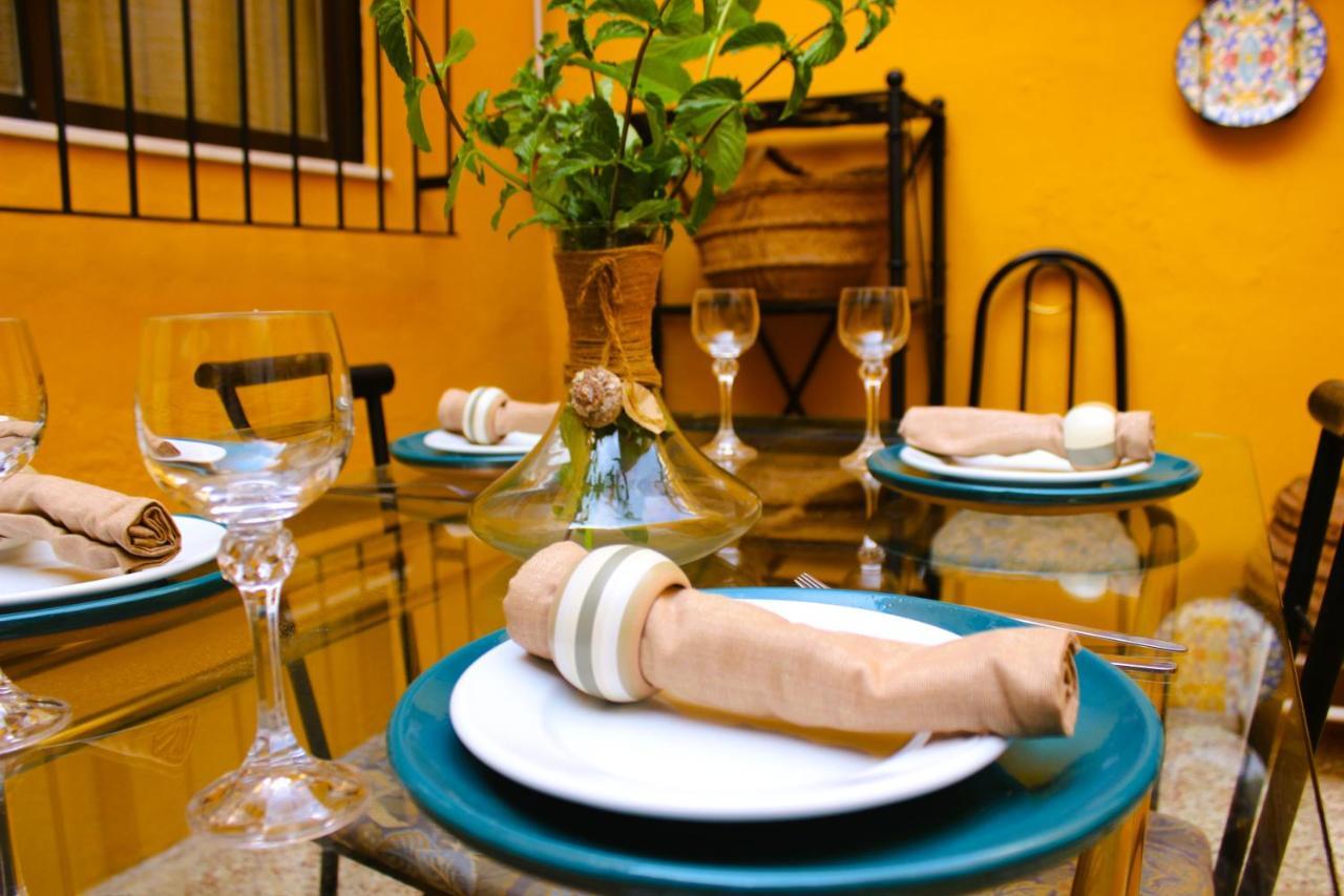Agradable Casa Con Patio Y Terraza En El Centro *