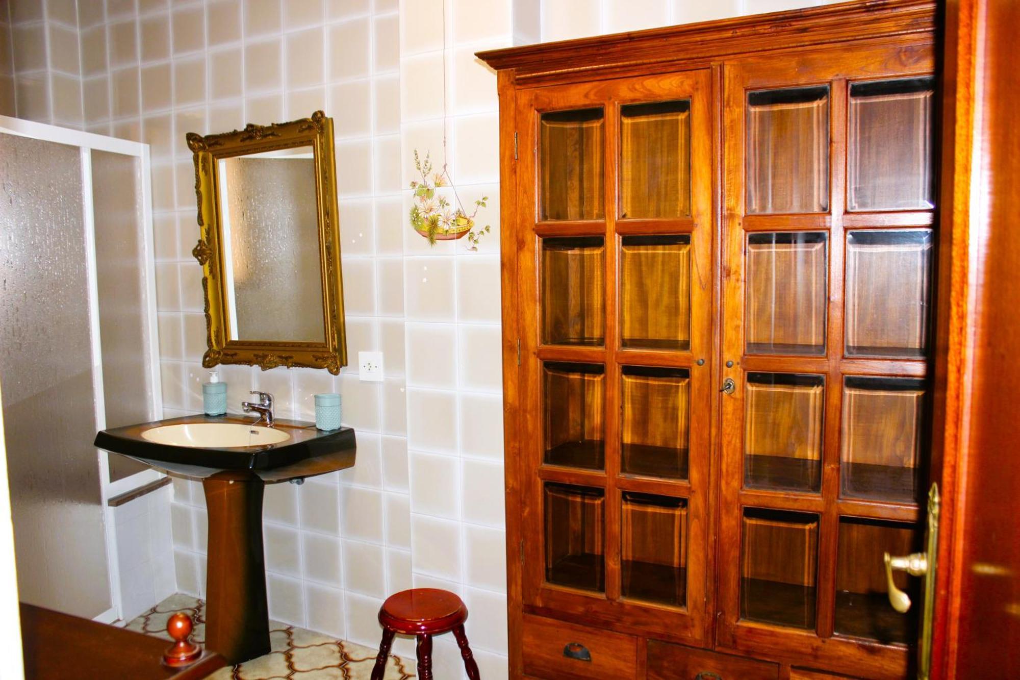 Agradable Casa Con Patio Y Terraza En El Centro *
