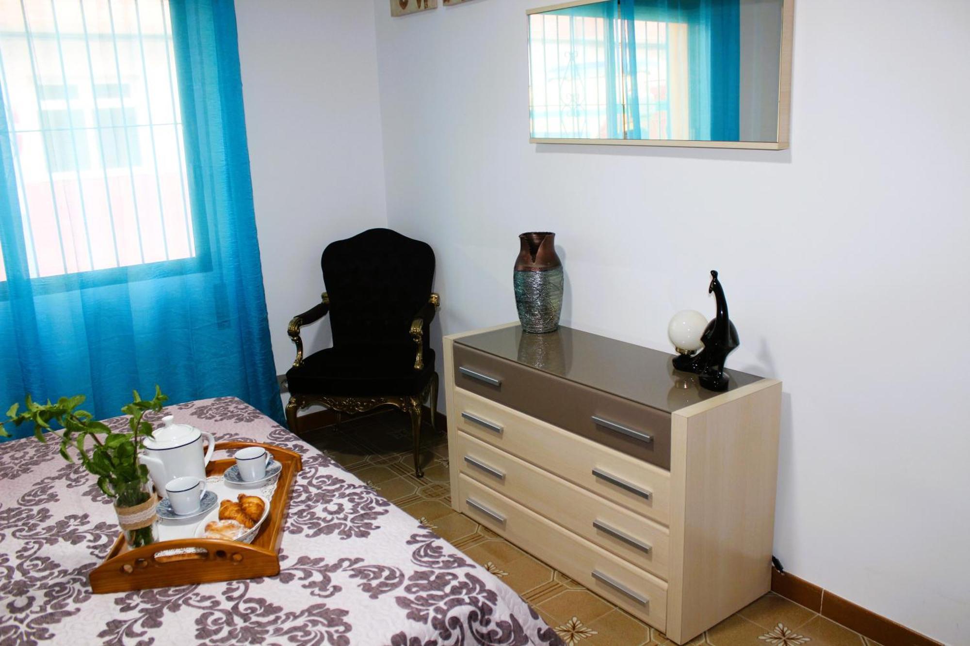 Holiday home Agradable Casa Con Patio Y Terraza En El Centro